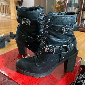 Guess Black Heeled Boots Size 10